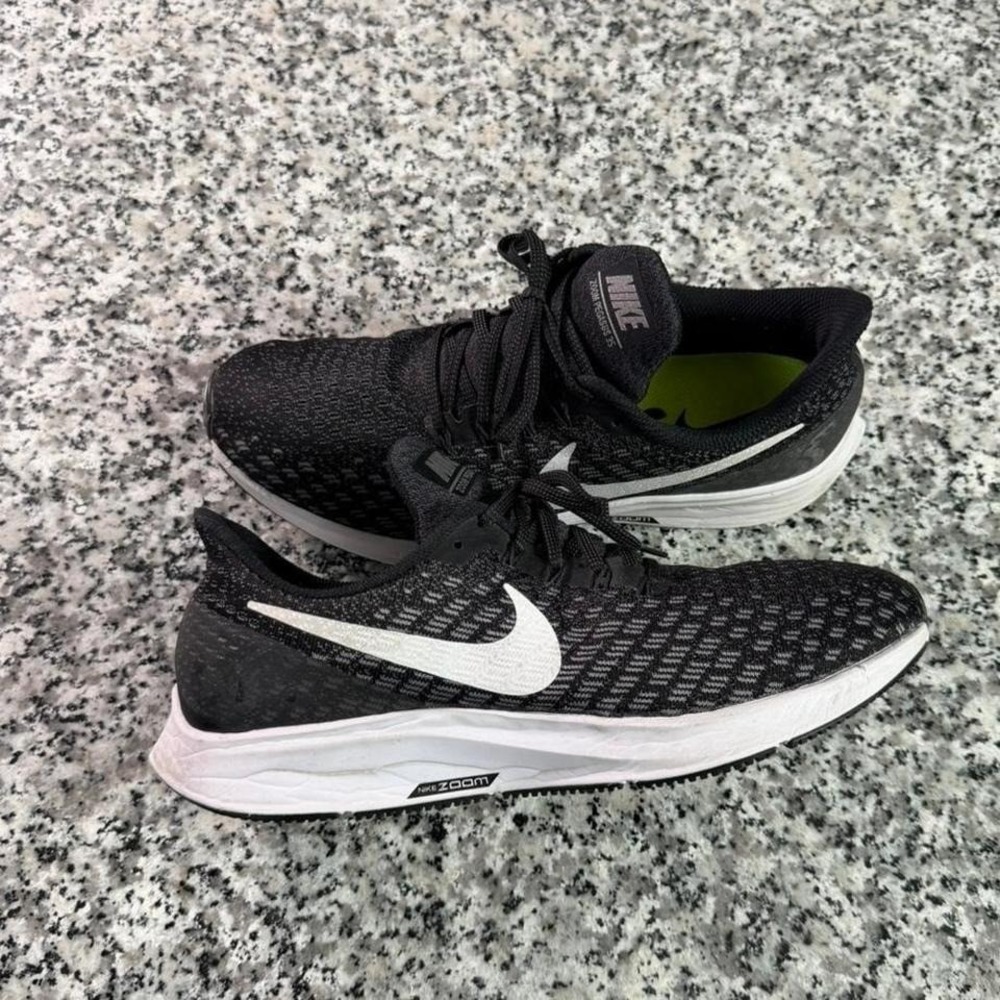 Nike Air Zoom Pegasus 35 Black Running Sneaker W10.5 (Men's 9) 942855